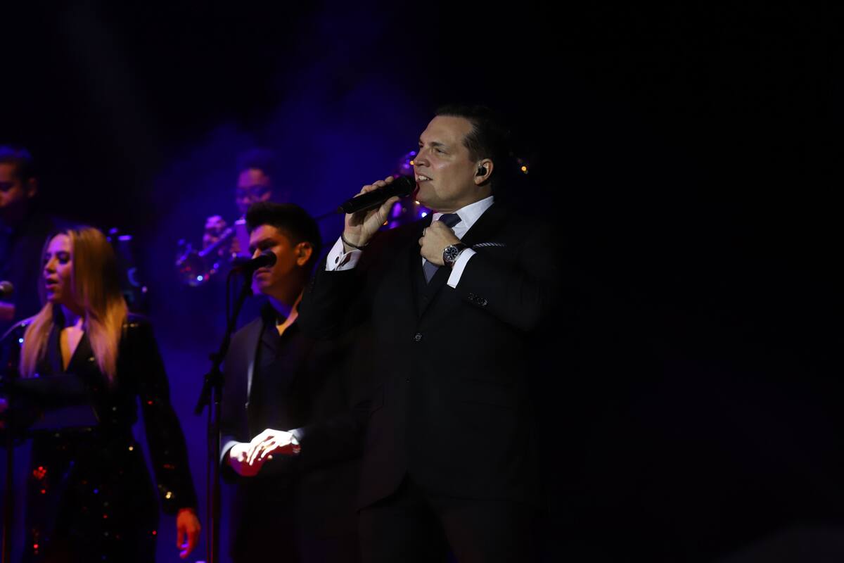 Daniel Boaventura seduce a Tijuana con sus canciones