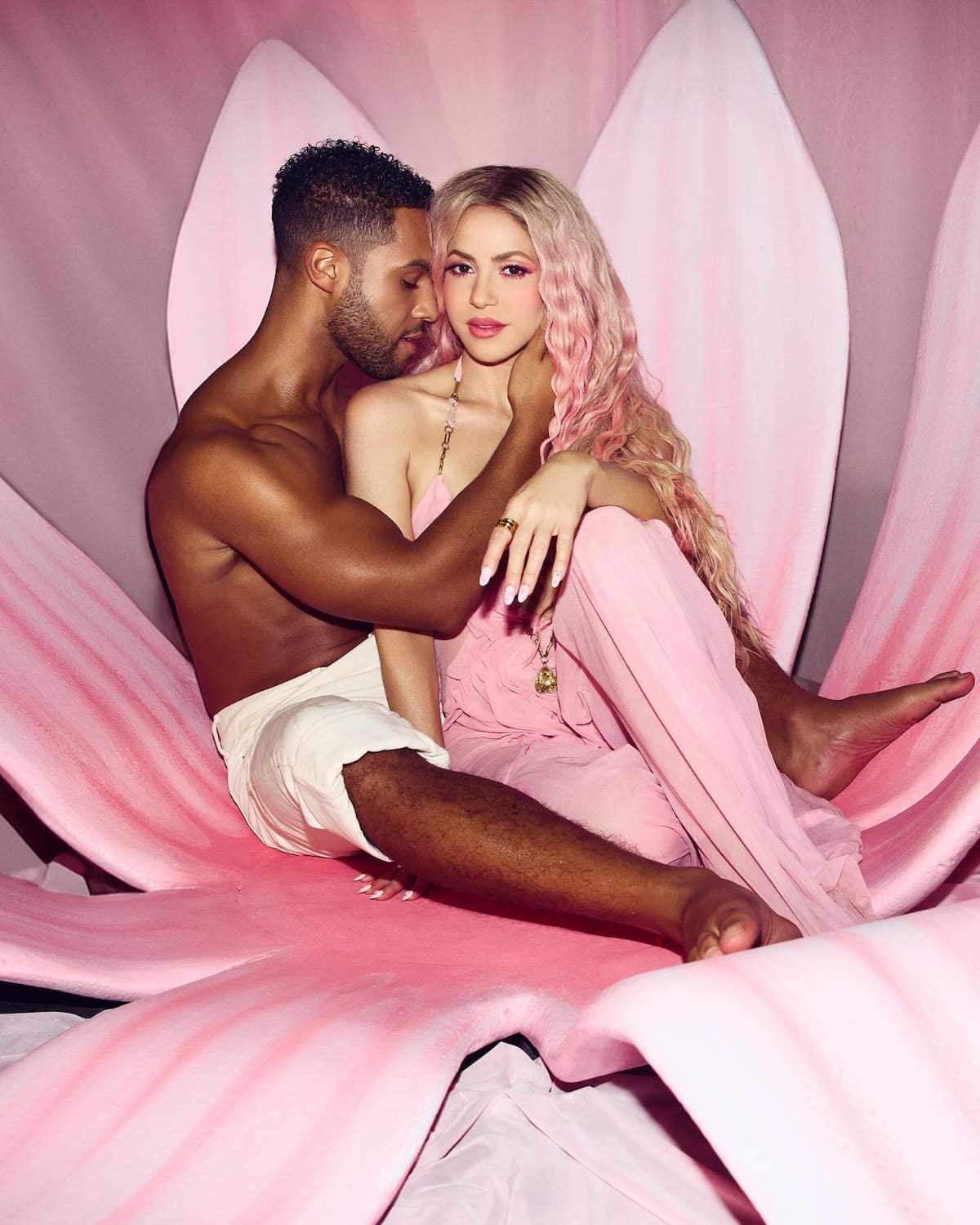 Shakira y Laviscount trabajaron juntos en el video musical de la cantante, “Puntería” | Instagram @shakira