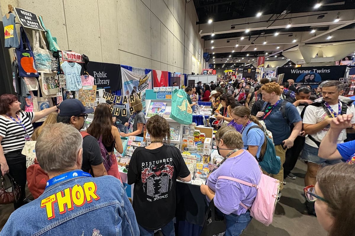 Comic-Con 2026 lanza tarjeta conmemorativa de la Biblioteca de San Diego; será gratuita