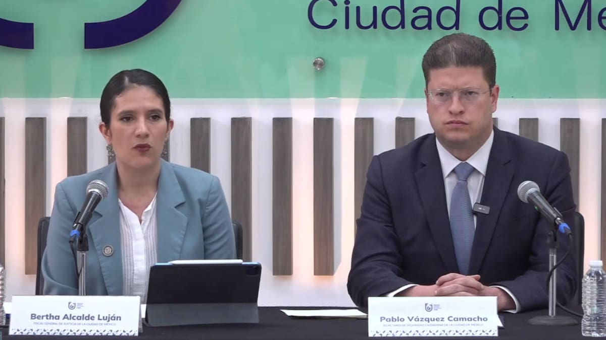 Conferencia de prensa de la Fiscalía de Ciudad de México. Foto: Capture.