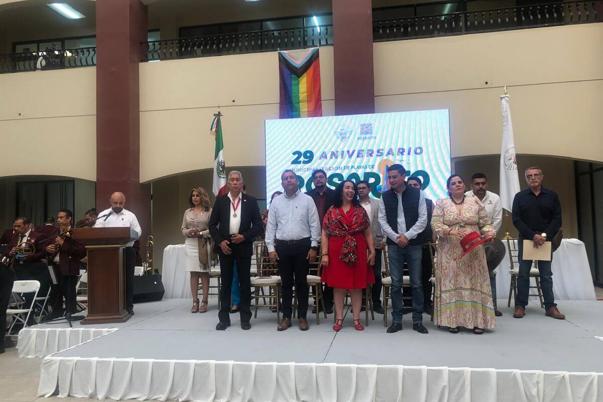 Celebran 29 años de Rosarito en sencilla ceremonia