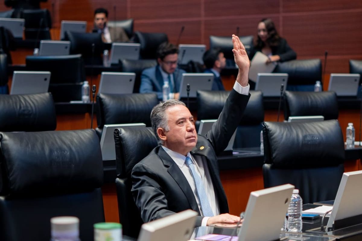 Enrique Inzunza se separa del grupo parlamentario de Morena y ejercerá su cargo como independiente tras cuatro meses de enfrentar una “campaña de calumnias” por acusaciones del gobierno de Estados Unidos