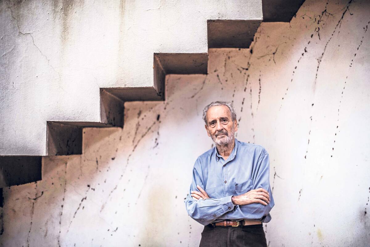 Recortes en cultura, ciencia y salud son peligrosos: Vicente Rojo