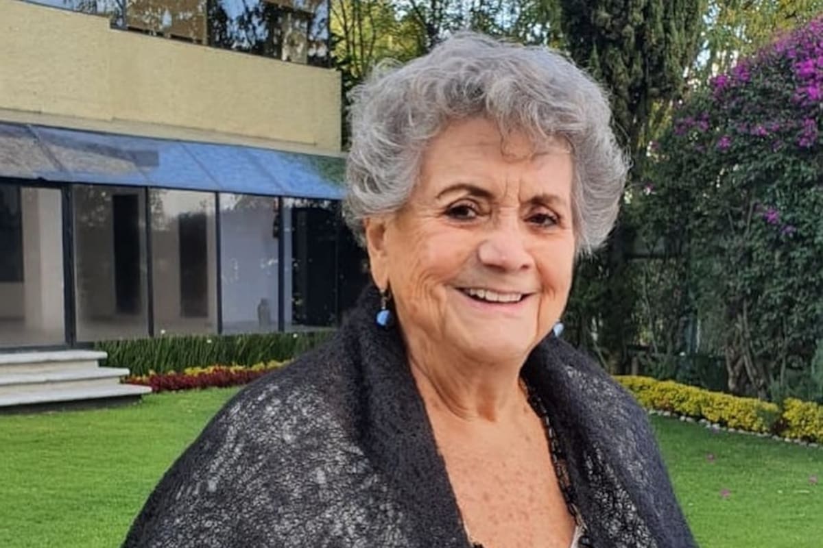 La primera actriz Queta Lavat cumplió 92 años y así lo festejó