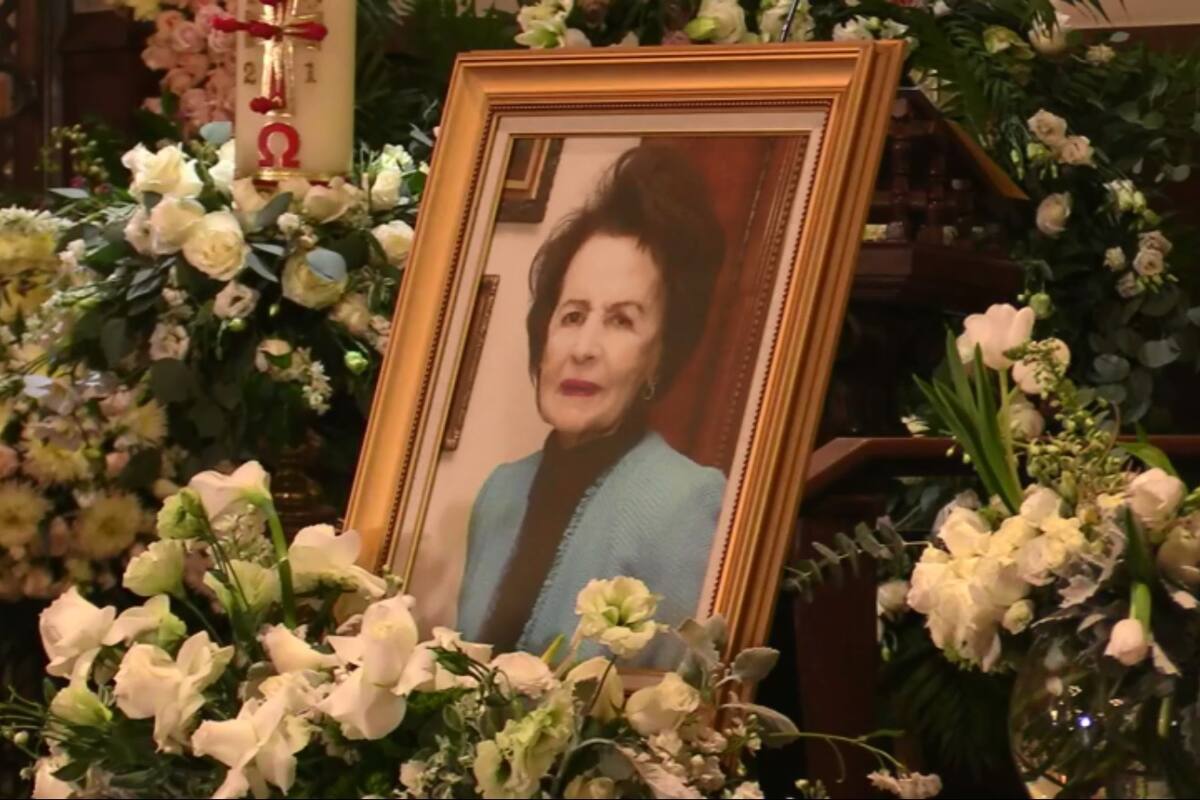 Con emotiva misa, honran el legado de la señora Alicia Arellano Tapia