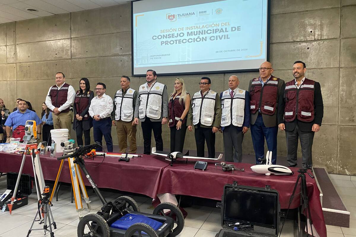 Instala Alcalde Consejo Municipal de Protección Civil