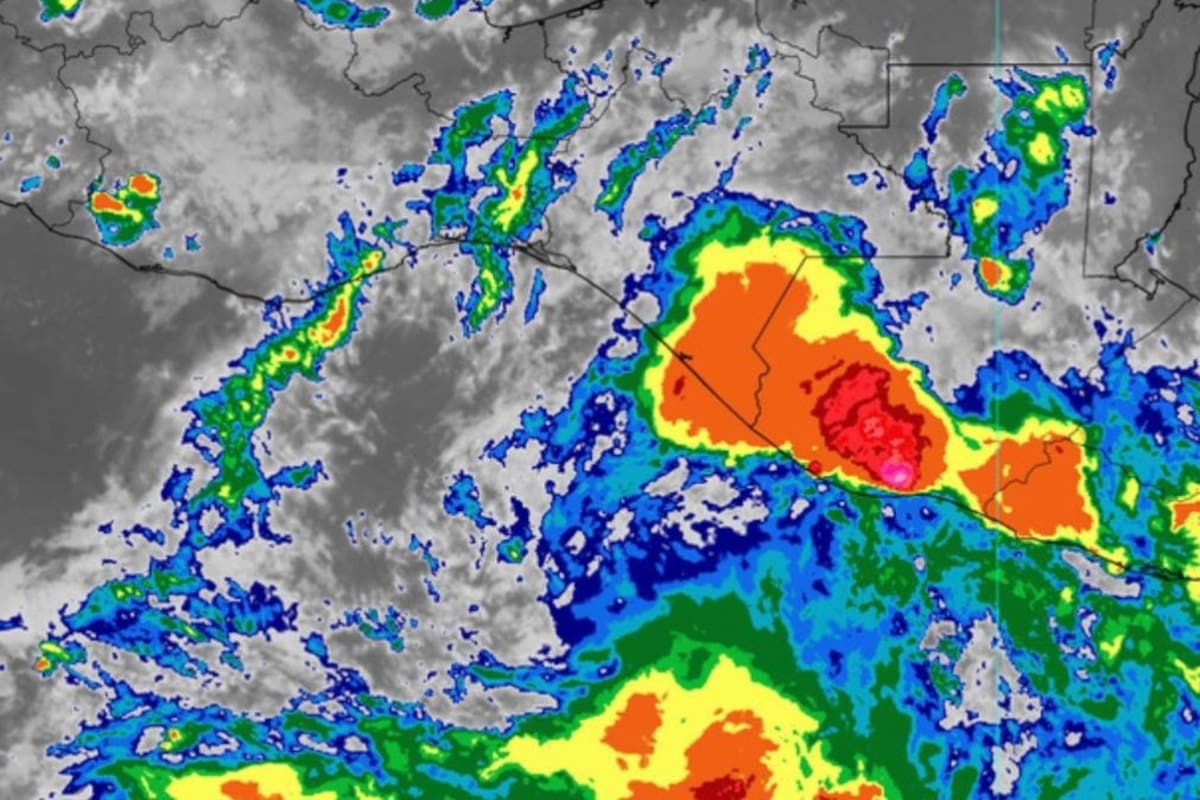 Protección Civil emite alerta preventiva por lluvias intensas en la región del Soconusco en Chiapas