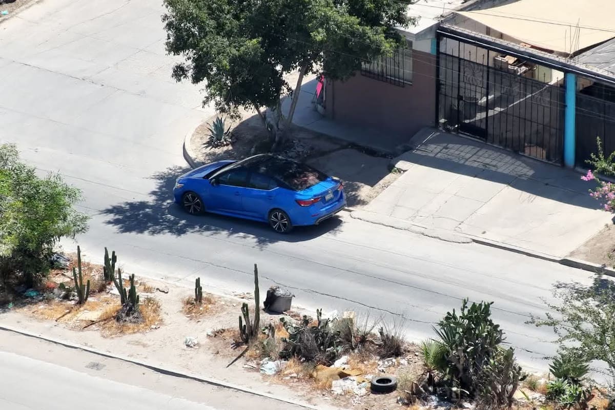 Recuperan vehículo con reporte de robo en la colonia La Morita mediante vigilancia con dron en Tijuana