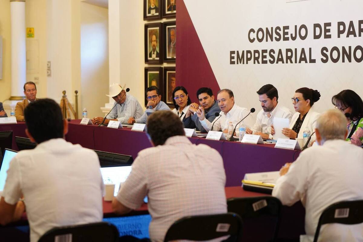 Sostiene Gobernador reunión con gremio empresarial sonorense