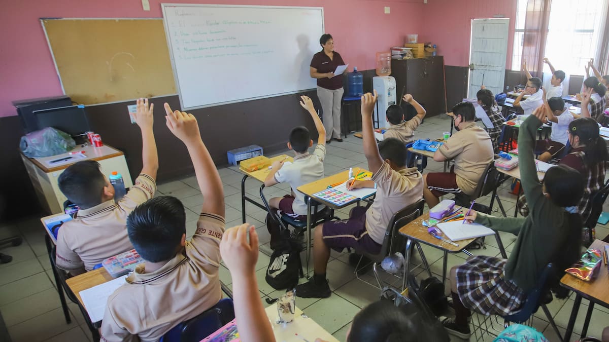 Más de 500 mil estudiantes regresan a clases este lunes en Sonora