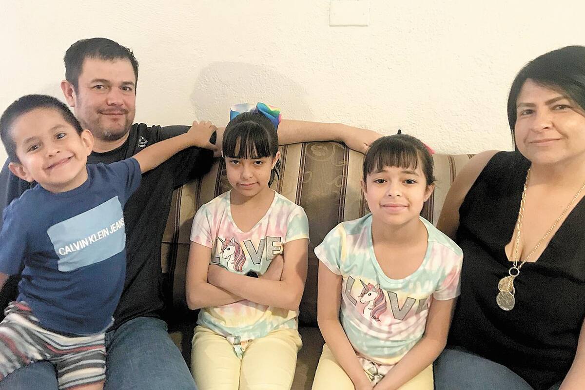 Familias sonorenses buscan el lado amable a la cuarentena