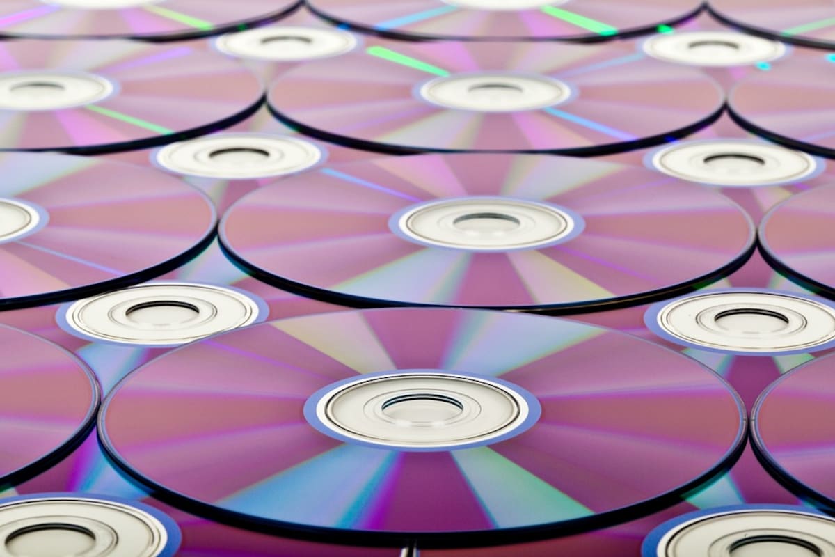 ¡El futuro del almacenamiento de datos ha llegado!: Guarda un millón de películas en un solo disco con la tecnología 3D de luz
