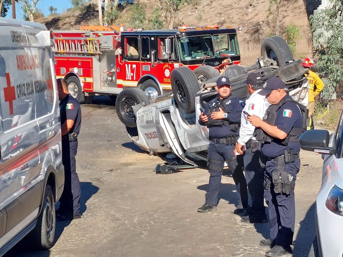 El incidente ocurrió en el retorno del Libramiento Sur para incorporarse al bulevar Cuauhtémoc Sur. Foto: Sergio Ortiz