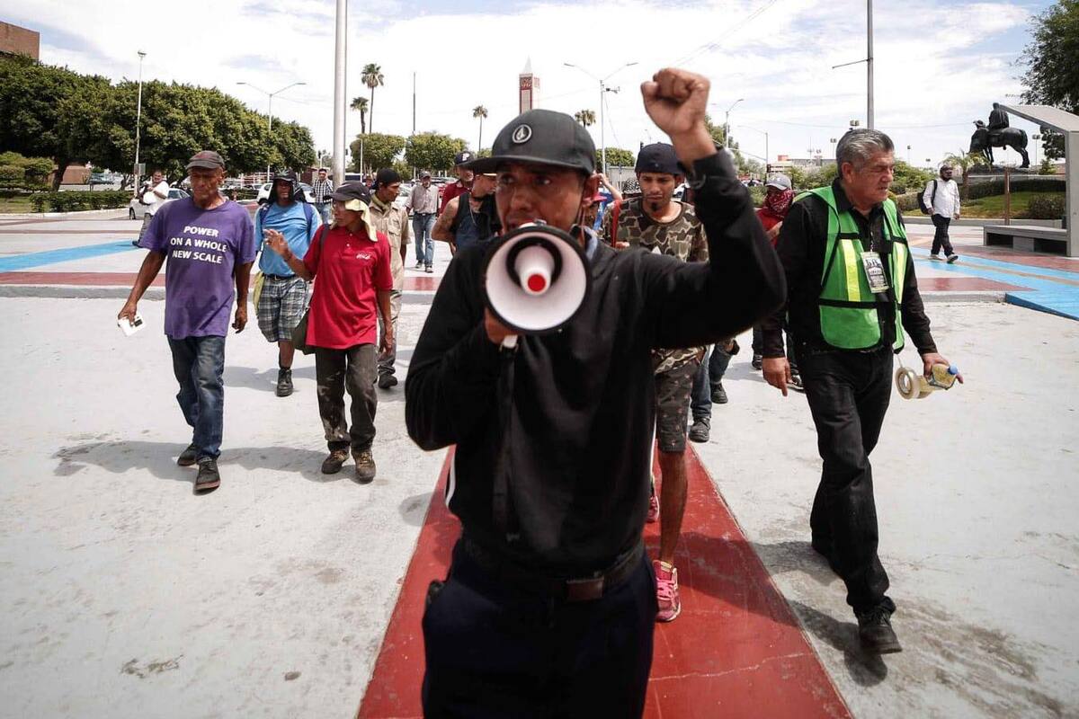 Marchan migrantes: demandan apoyo del gobierno federal