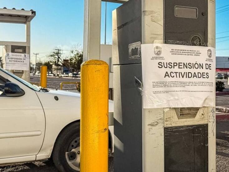 Dan plazos a centros comerciales para cumplir reglamento de estacionamientos