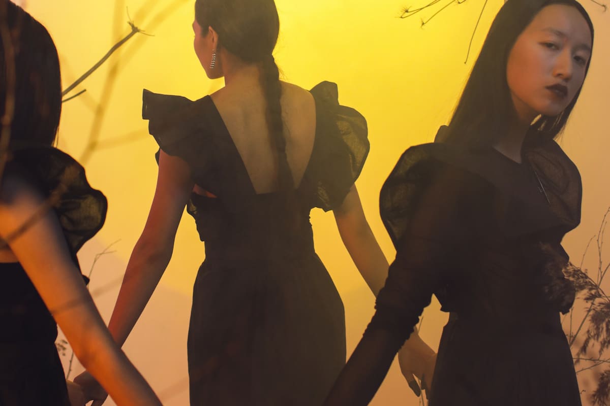 Consejos para mantener la intensidad del color en la ropa negra lavada tras lavada