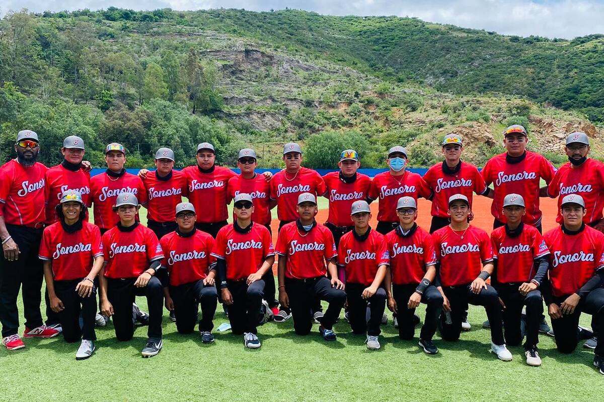 ¡Campeones! Sonora logra dos coronas en Campeonato Nacional de Softbol