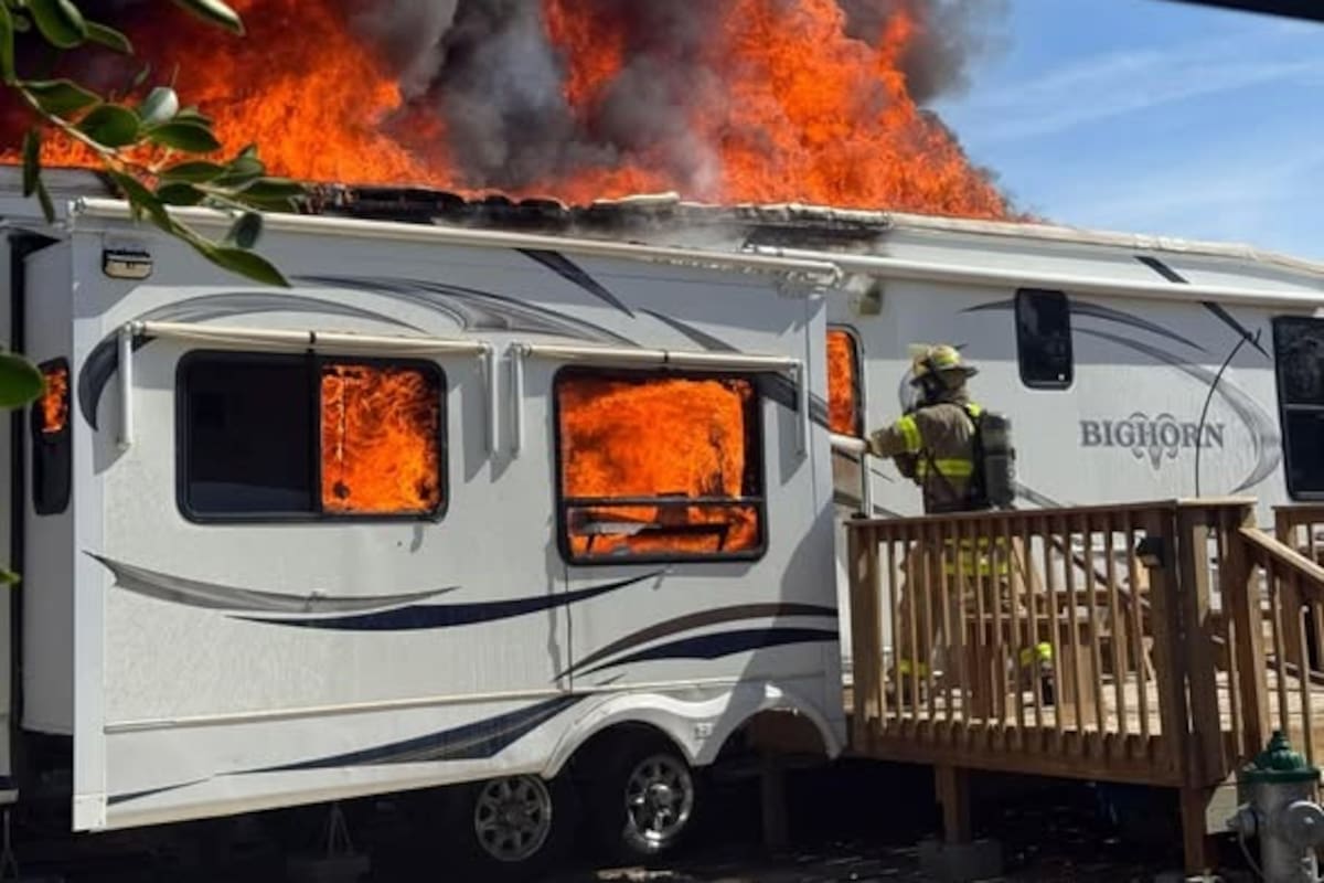 Incendio en casa rodante moviliza a bomberos en Yuma; no hubo lesionados