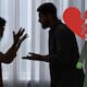 De “te quiero ayudar” a querer cambiarte: así funciona el Frankensteining y por qué puede dañar la autoestima en una relación