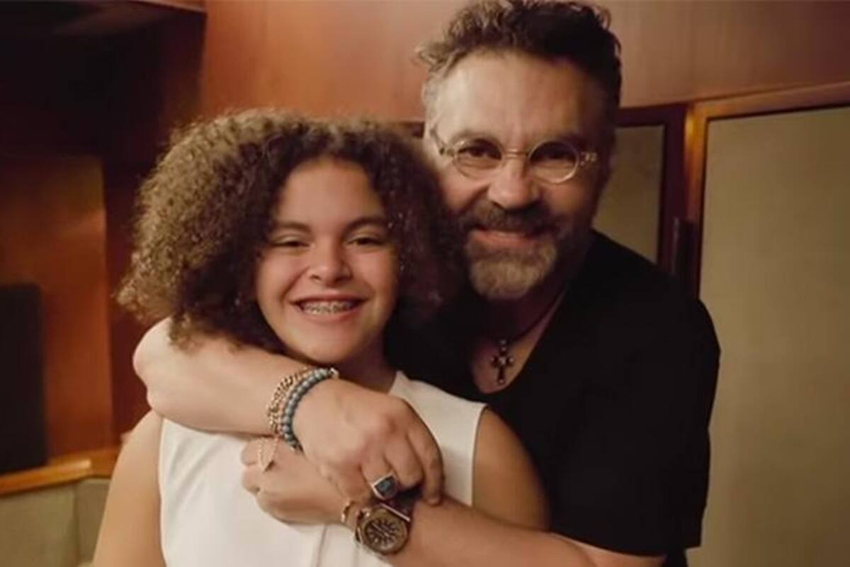 Mijares presume el éxito del dueto con su hija Lucero