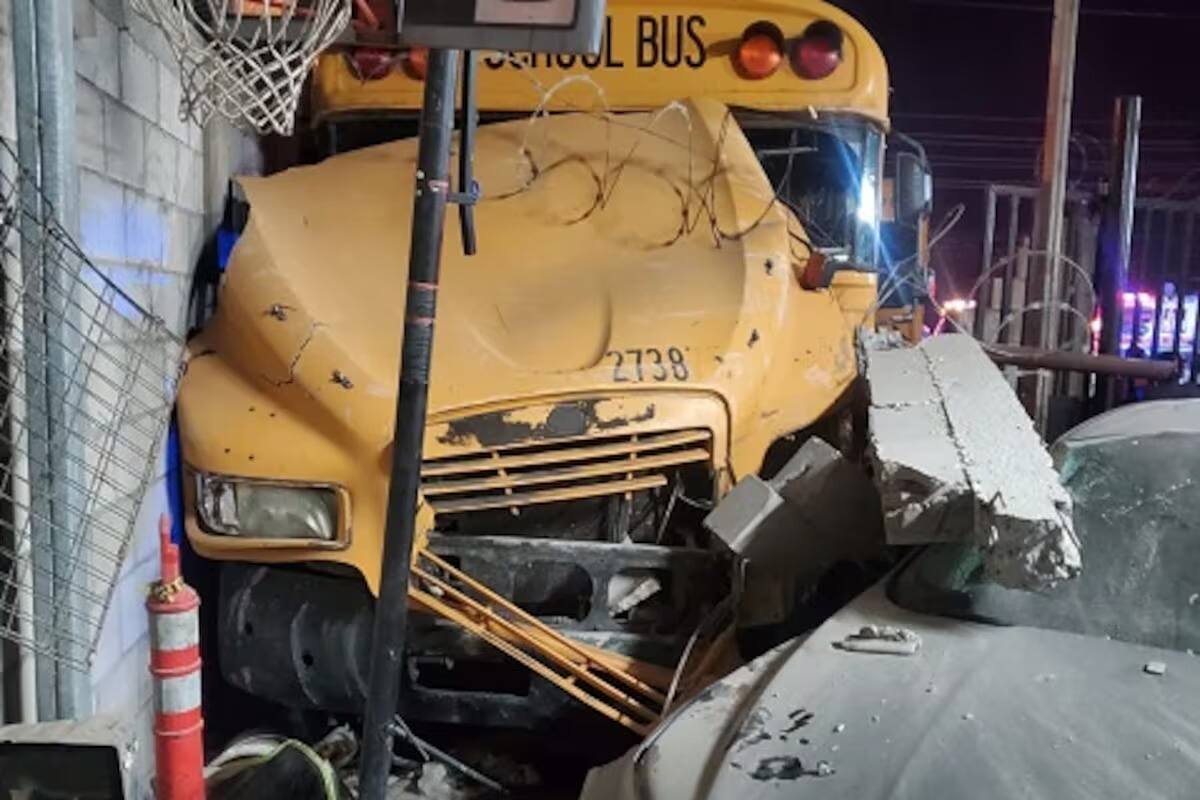Conductor de autobús que chocó un vehículo en el valle se encuentra detenido