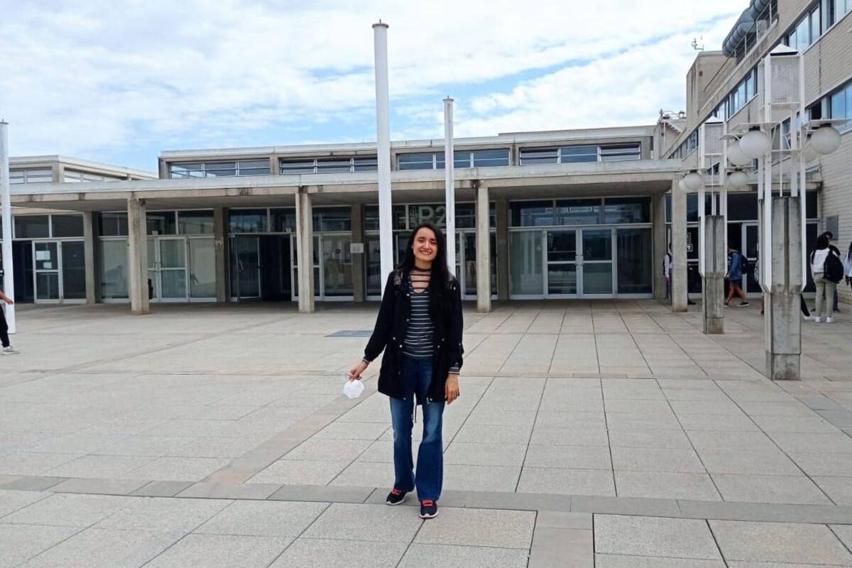 Sonorense egresa de Ingeniería Bomédica y llega a España para maestría