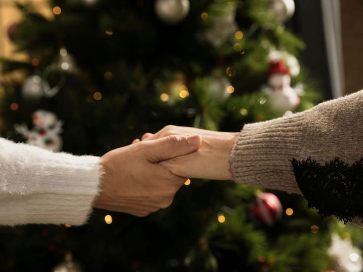 Atrae el amor en 2026: Los 5 rituales de Año Nuevo más efectivos