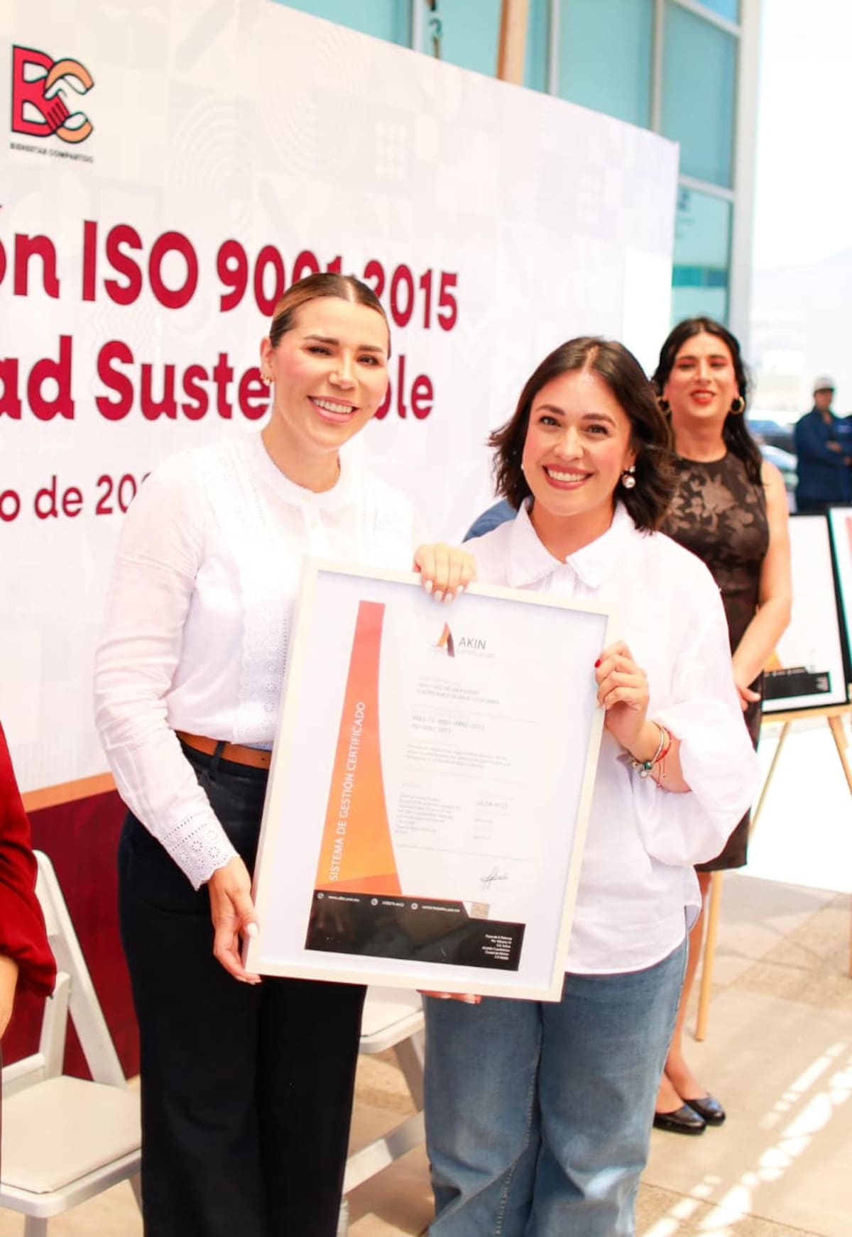 El IMOS recibió la certificación ISO 9001:2025, con la que busca estandarizar trámites, reducir errores y mejorar la atención al sector transportista. Foto: Cortesía.