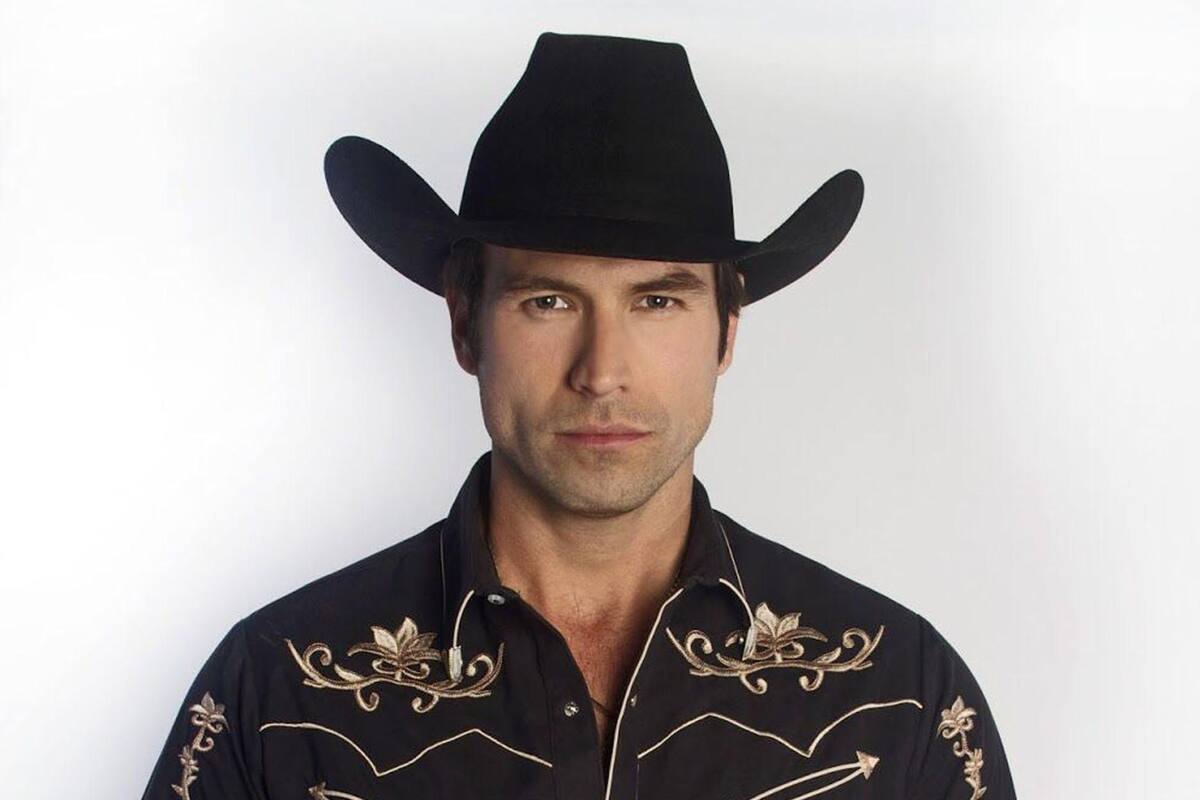 Rafael Amaya cumple 44: Así ha sido su impactante transformación a lo largo de su carrera