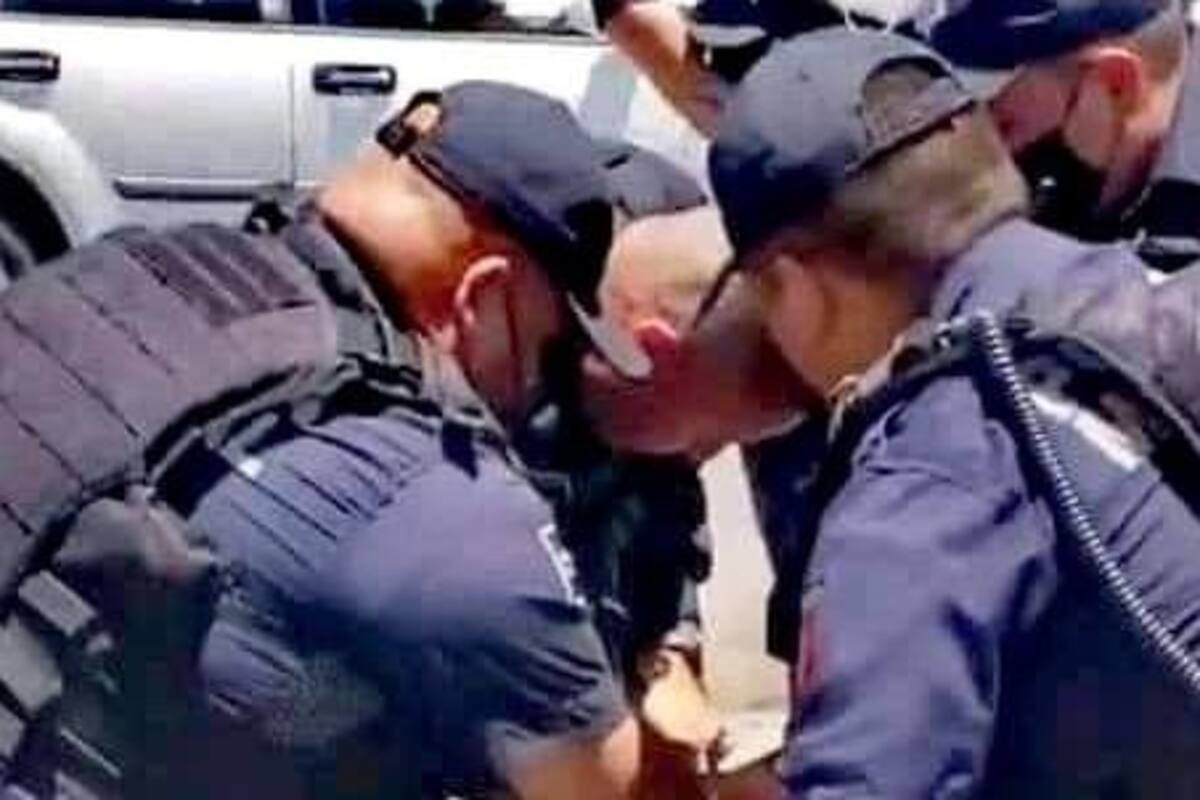 Policías señalan tintes políticos en la suspensión de dos elementos