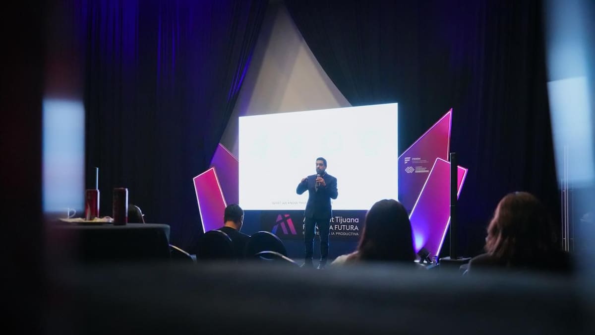 El observatorio social de baja california resaltó cómo la inteligencia artificial está transformando los ámbitos educativos y productivos, impulsando nuevos modelos de aprendizaje y desarrollo económico en la región. Foto: Cortesía