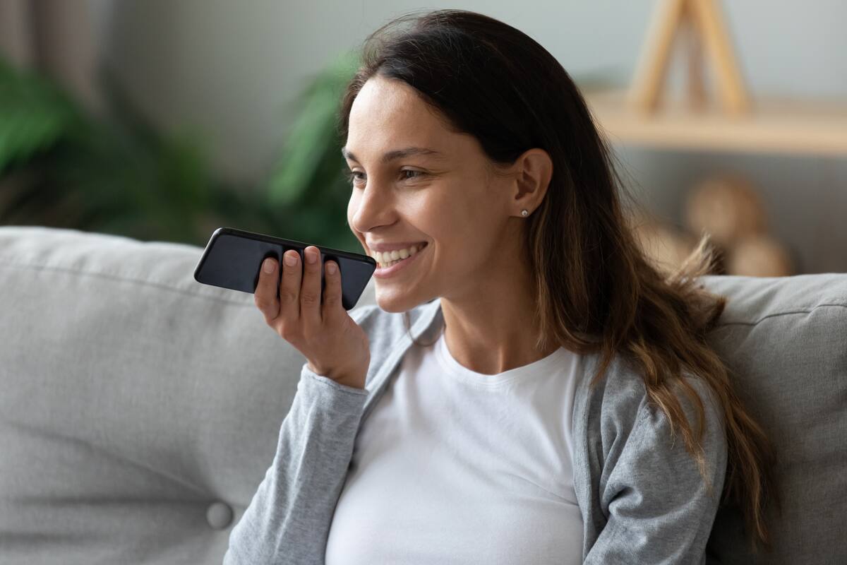 Cómo enviar audios secretos en WhatsApp