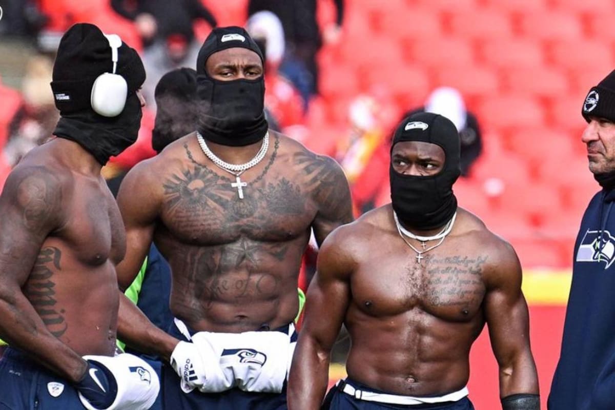 NFL: Jugadores de Seattle Seahawks entrenan sin camisa a -12 grados Celsius