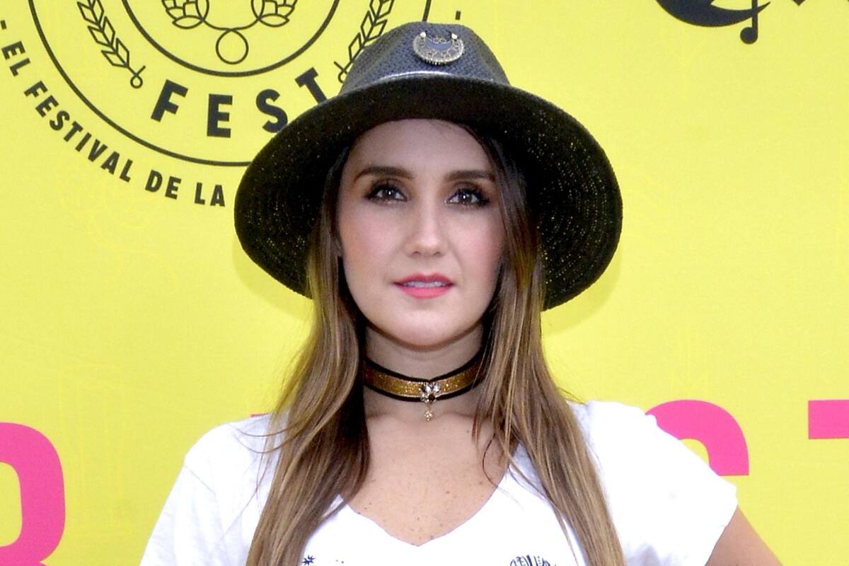 Confirma Dulce María distanciamiento con sus compañeros de RBD