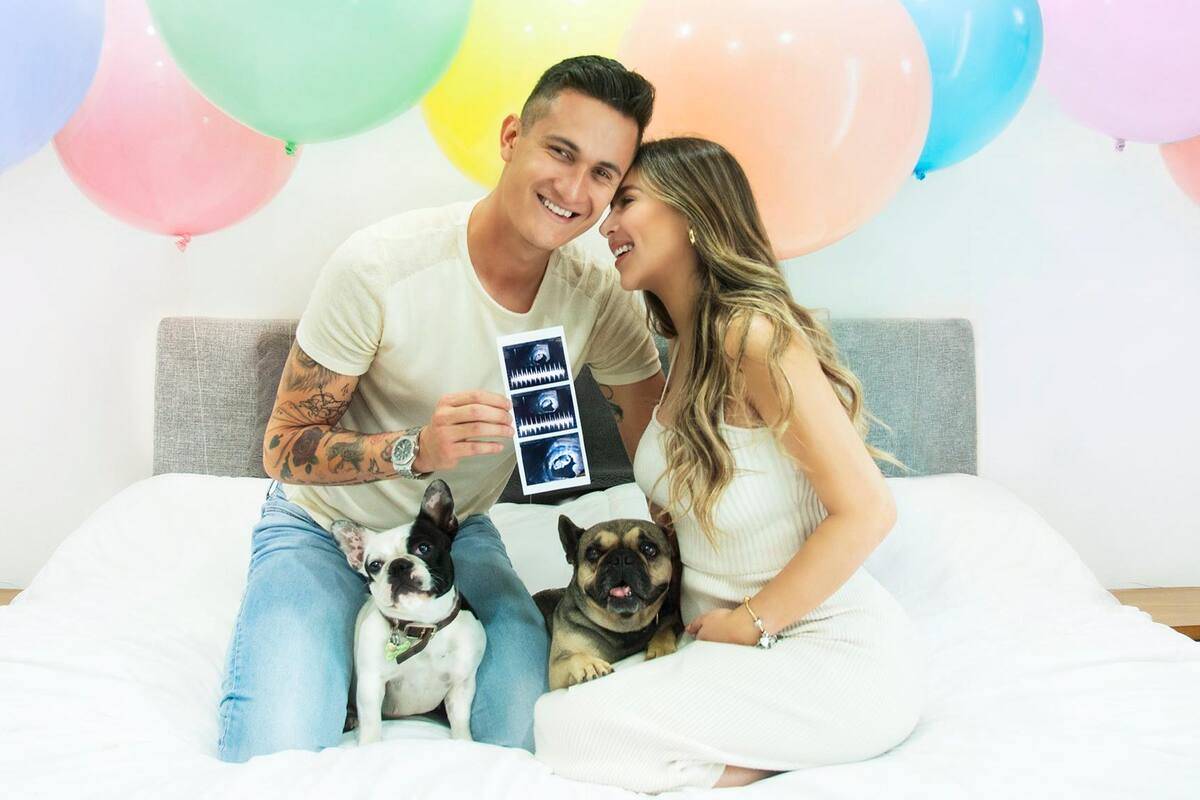 ¡Esperan al nuevo miembro! Raúl Gudiño y su esposa presumen la próxima llegada de su bebé