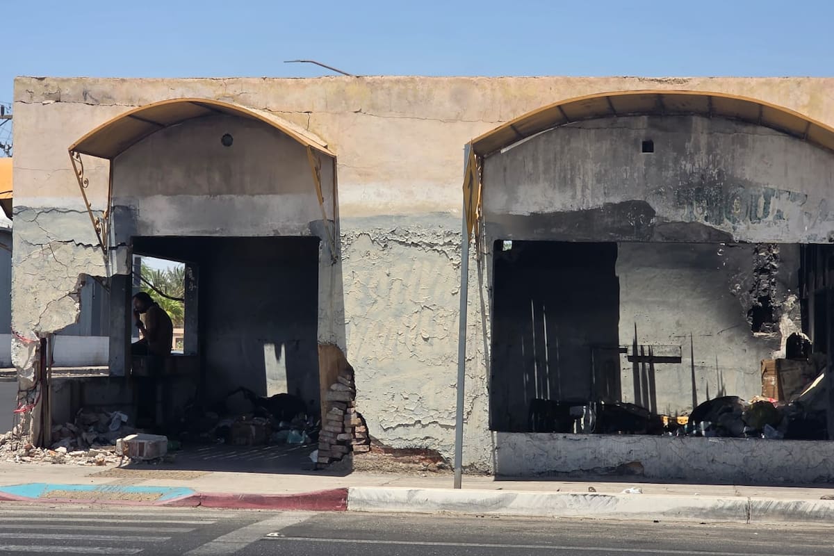 Personas en situación de calle ocupan edificio en riesgo de colapso en SLRC