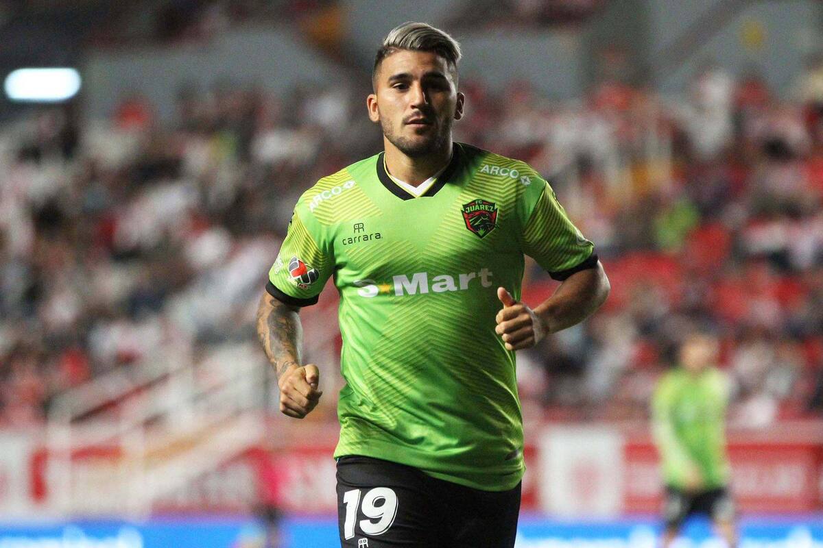 Suspenden por un año a jugador de Juárez por golpear a árbitro