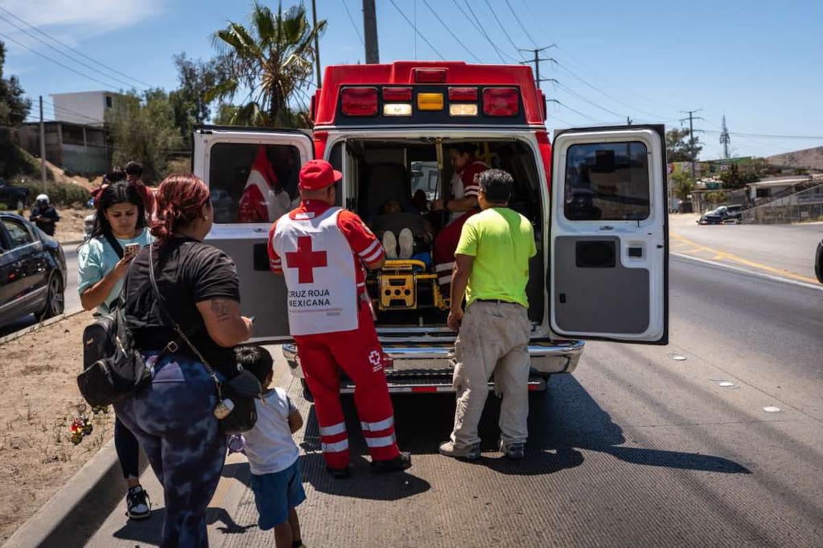 Muere una persona en volcadura y hay 46 lesionados