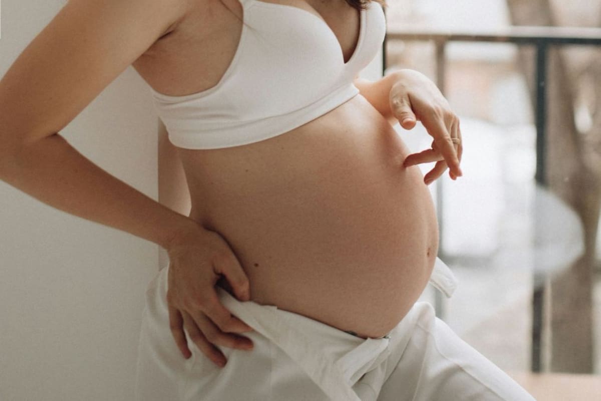 Actrices que se convertirán en madres en 2026: quiénes están embarazadas actualmente