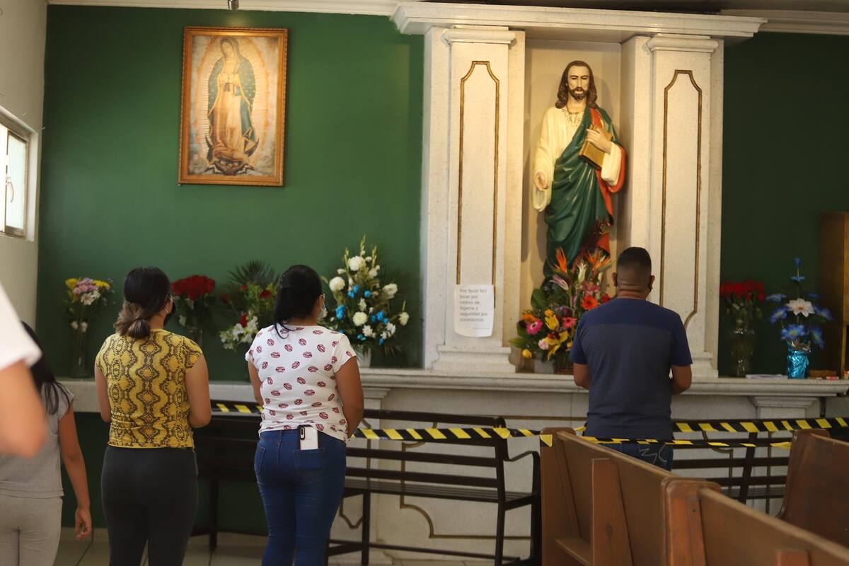 "Le pido a San Judas Tadeo que me regrese a mi hermano, no importa si vivo o muerto": Adriana Chávez