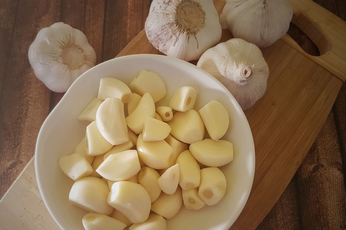 ¿Ajo crudo, cocido o en ayunas? esto es lo que realmente pasa en tu cuerpo al comerlo