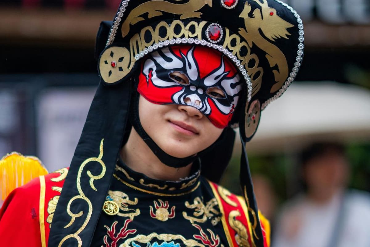 China mostrará su diversidad cultural en Hermosillo con una exposición fotográfica de trajes tradicionales