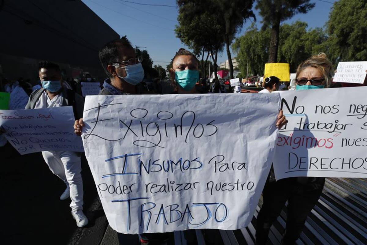 Personal médico denuncia contagios por Covid-19 y protesta por falta de protección