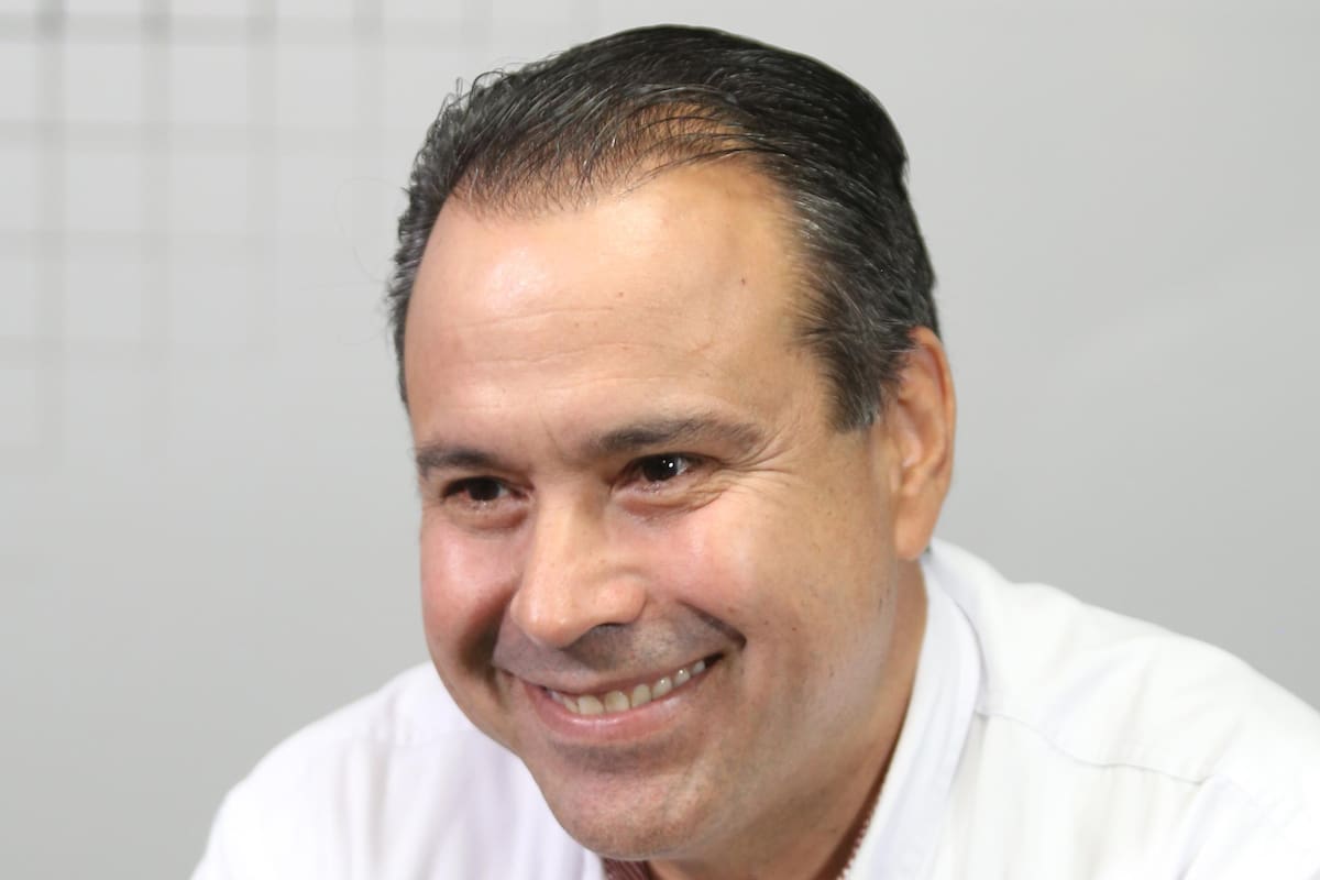 Antonio Astiazarán revierte ventaja de Célida López, según avance del PREP
