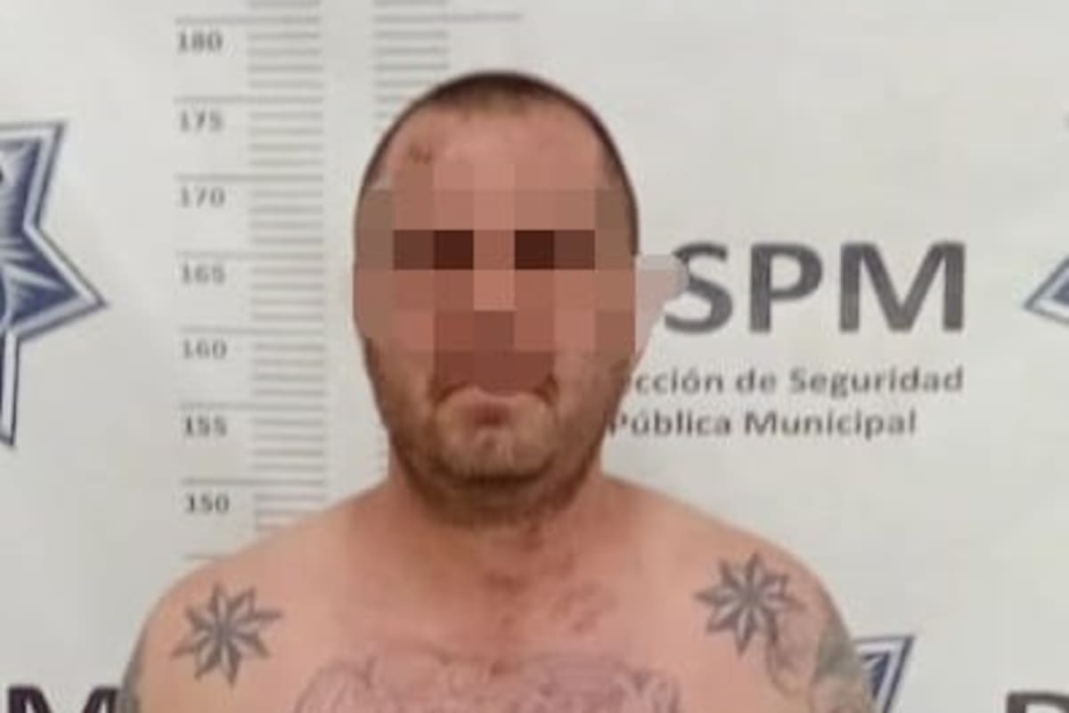 Descubren orden de aprehensión a detenido agresivo dentro de la comandancia