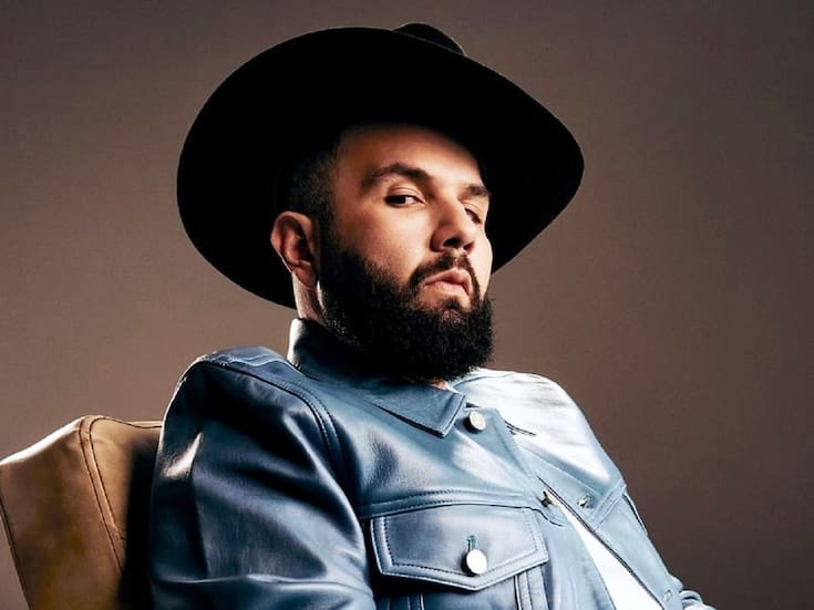 Carín León cantará gratis en Tijuana