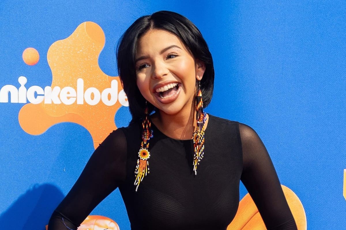 Ángela Aguilar confiesa que apenas está ‘aprendiendo a ser mujer’