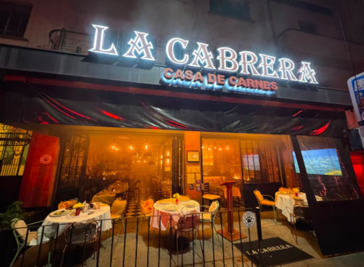 Explosión en restaurante de la Roma Norte deja 13 personas heridas; otro incendio moviliza a servicios de emergencia en Iztapalapa
Foto: Redes sociales