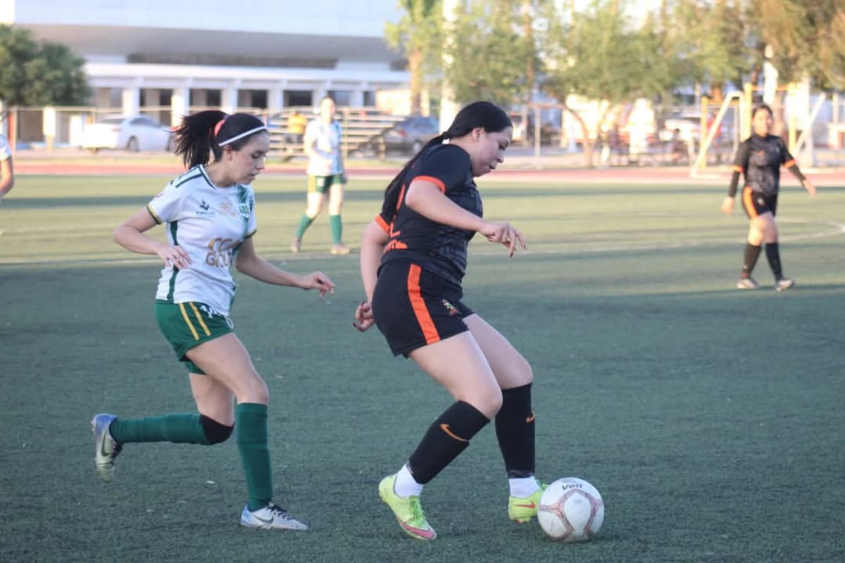 Luisa anotó triplete en triunfo de UABC en la LUFF