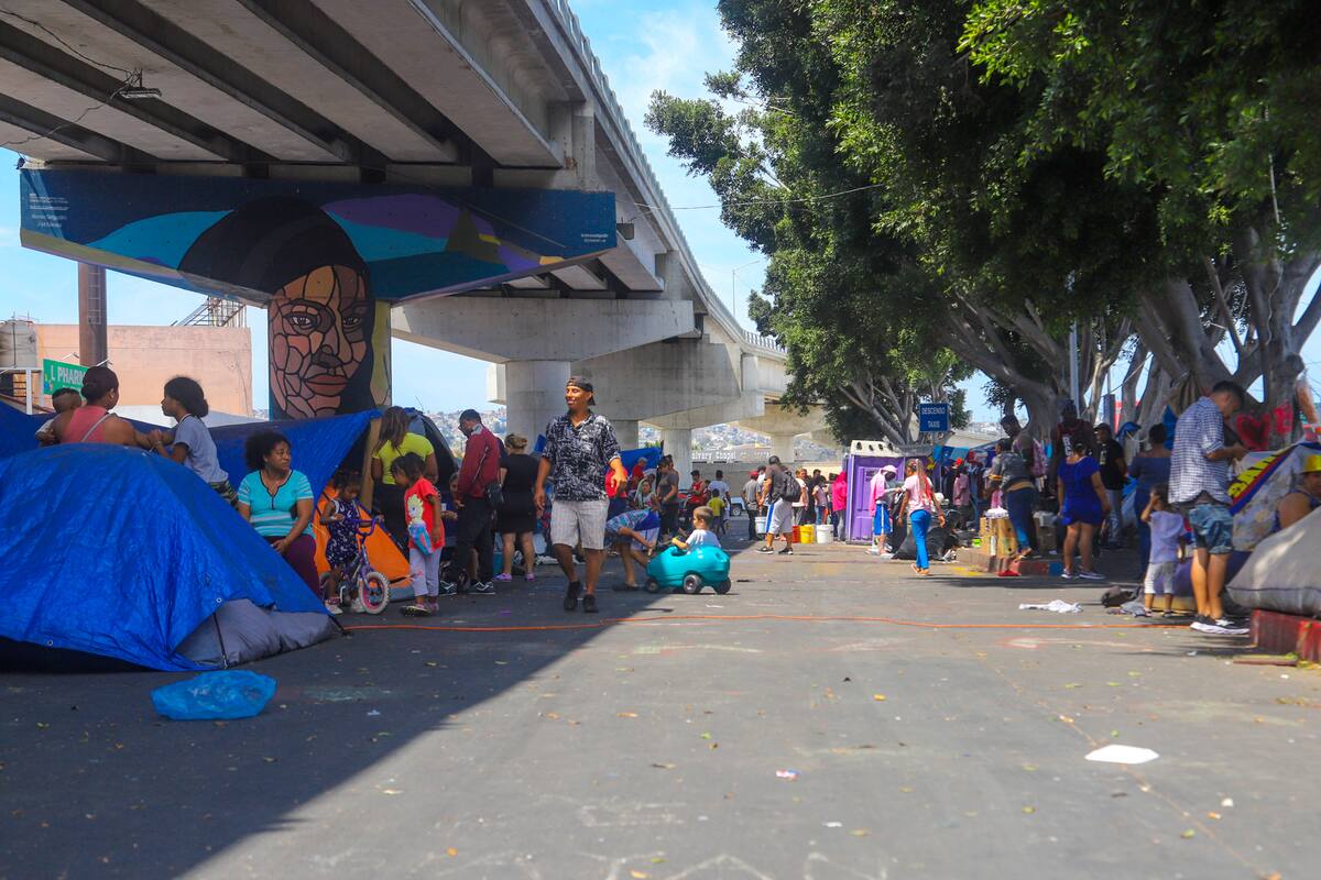 Descartan cruce masivo de migrantes con la apertura de la frontera hacia Estados Unidos